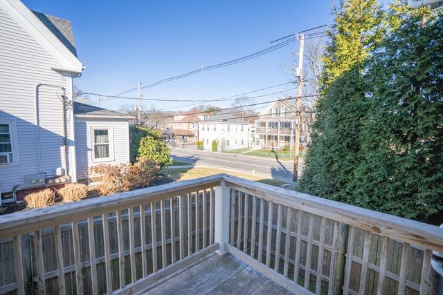 278 Court Street 101, Plymouth, MA 02360