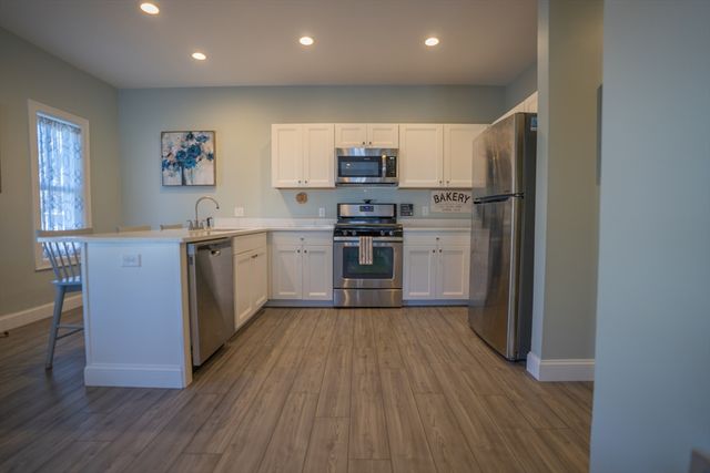 278 Court Street 101, Plymouth, MA 02360