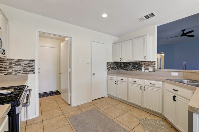 107 Cottonwood Drive, Fate, TX 75189