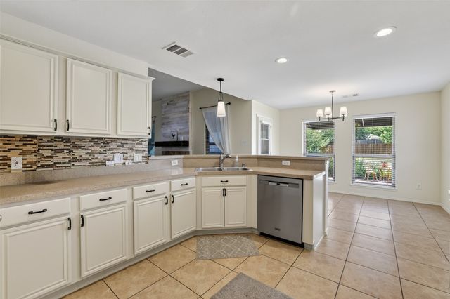 107 Cottonwood Drive, Fate, TX 75189