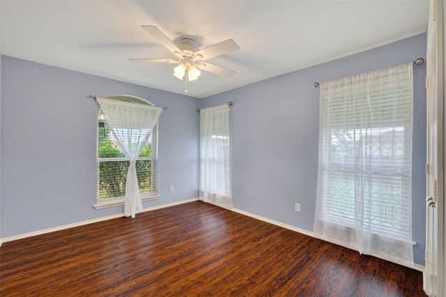 107 Cottonwood Drive, Fate, TX 75189