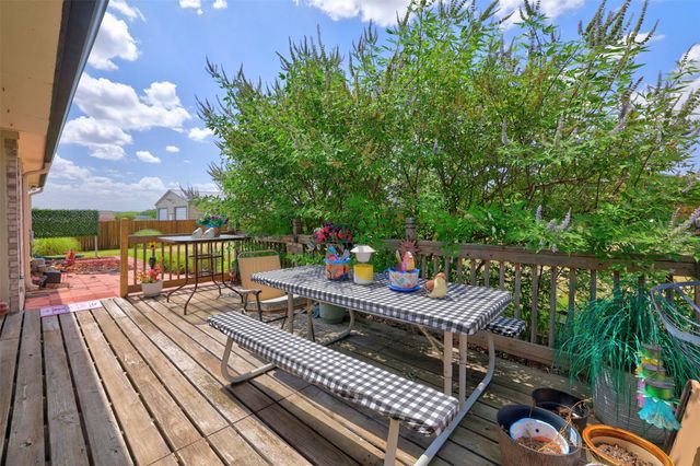 107 Cottonwood Drive, Fate, TX 75189