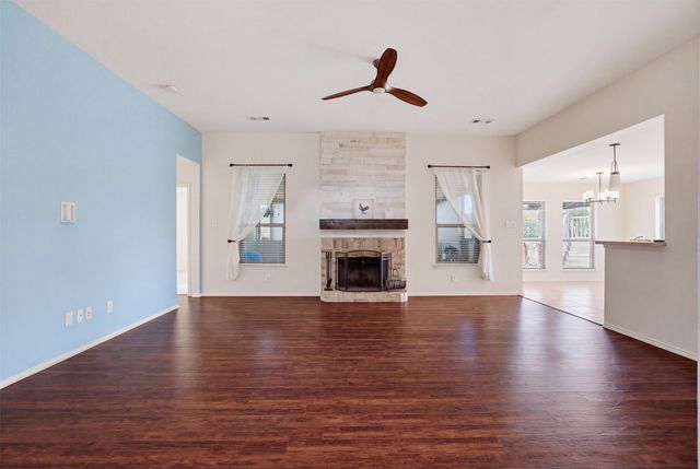 107 Cottonwood Drive, Fate, TX 75189