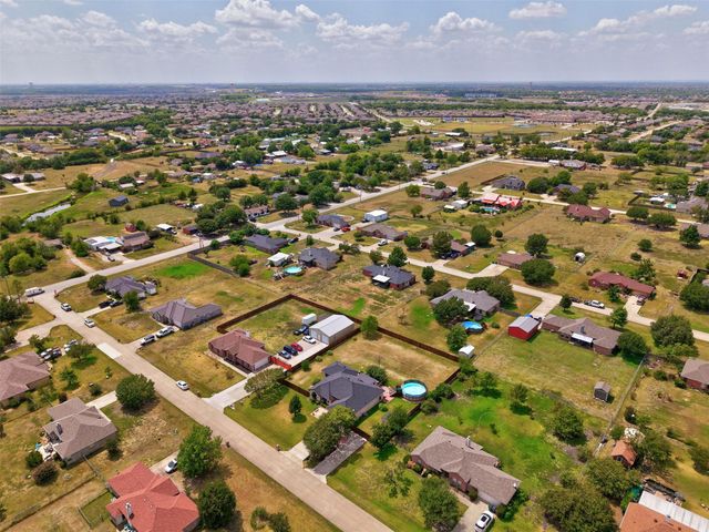 107 Cottonwood Drive, Fate, TX 75189