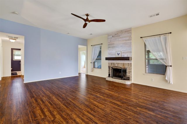 107 Cottonwood Drive, Fate, TX 75189
