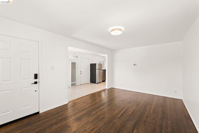 450 42nd St, Oakland, CA 94609