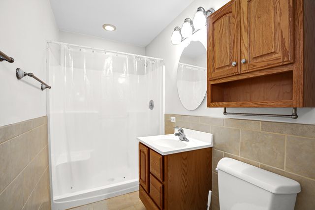 4320 W 99th Place, Oak Lawn, IL 60453