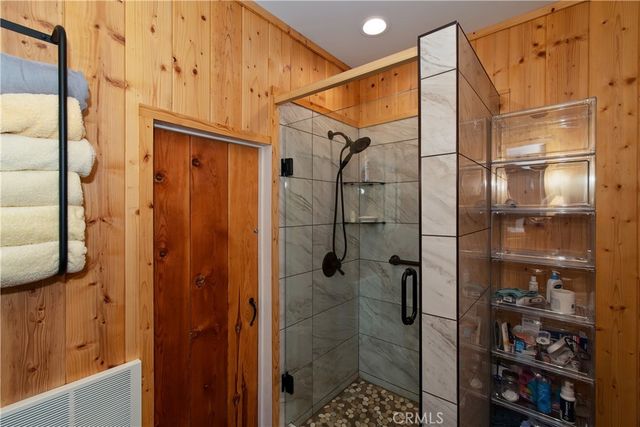 28999 Cedar Terrace, Cedar Glen, CA 92321