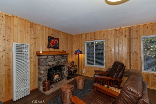 28999 Cedar Terrace, Cedar Glen, CA 92321