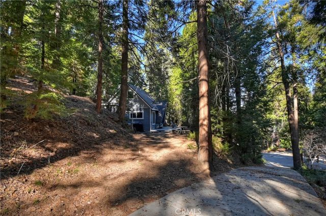 28999 Cedar Terrace, Cedar Glen, CA 92321