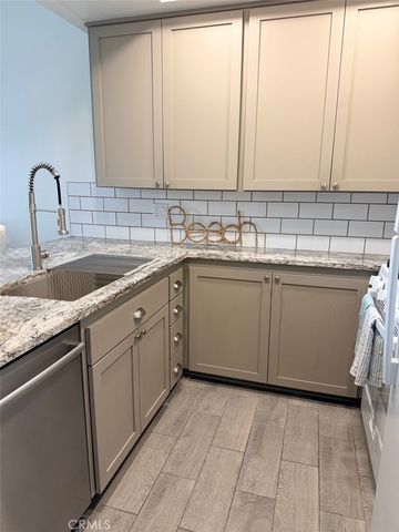 17092 Pacific Coast Hwy 204, Huntington Beach, CA 92649