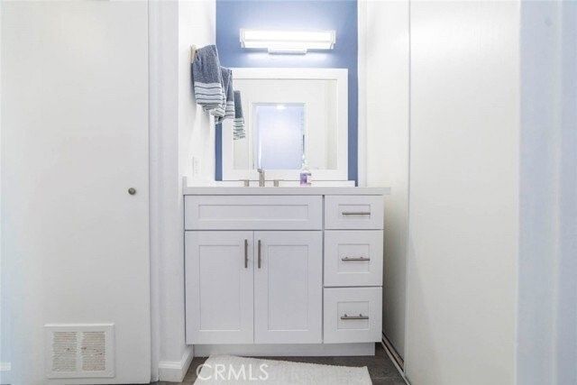 17092 Pacific Coast Hwy 204, Huntington Beach, CA 92649