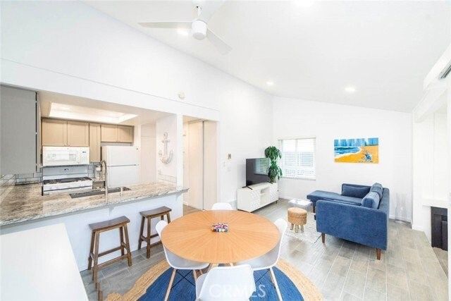 17092 Pacific Coast Hwy 204, Huntington Beach, CA 92649