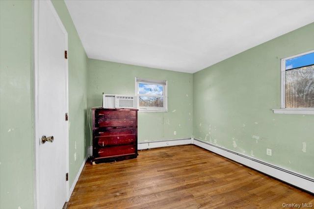 31 Allison Avenue, Newburgh, NY 12550