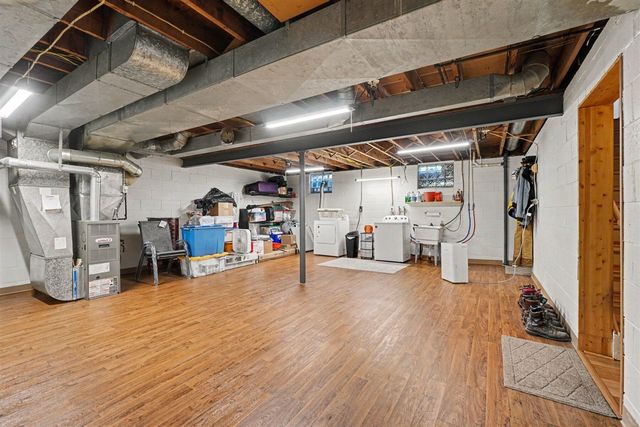 1117 W Kilgore Road, Portage, MI 49024