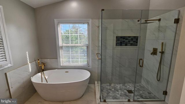 6089 FLAGSTONE CT, Frederick, MD 21701