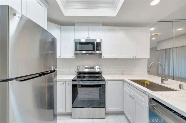2960 Champion Way 1301, Tustin, CA 92782