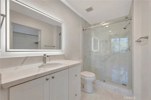 2960 Champion Way 1301, Tustin, CA 92782