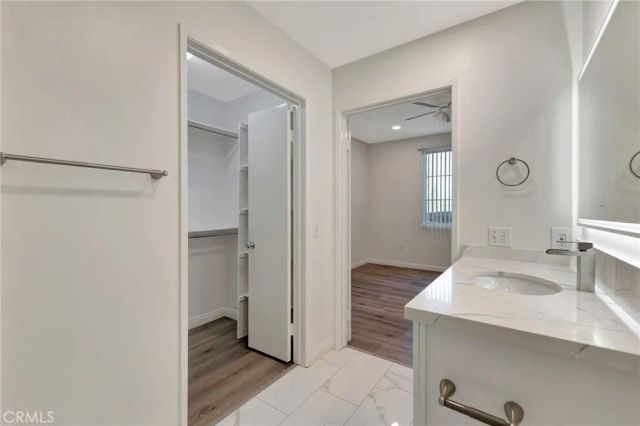 2960 Champion Way 1301, Tustin, CA 92782