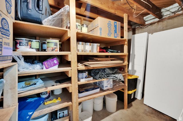 729 W 925 S, Woods Cross, UT 84087