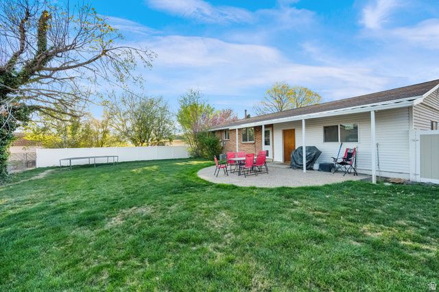 729 W 925 S, Woods Cross, UT 84087