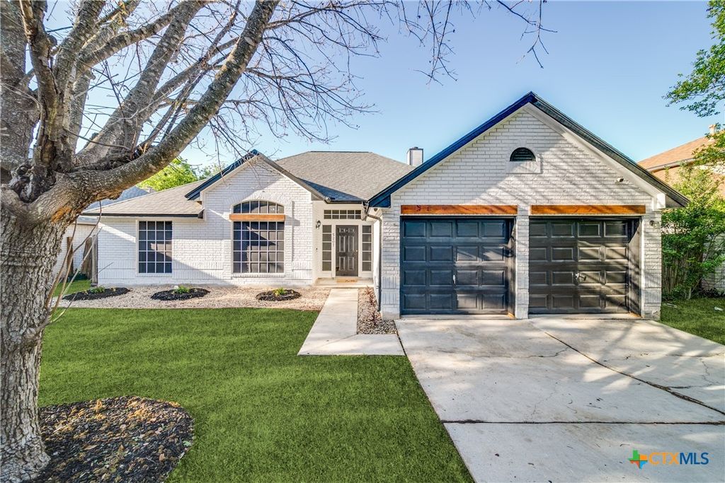 5207 Pine Lake Drive, San Antonio, TX 78244