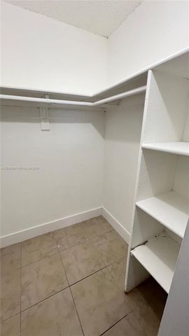 4550 NW 9th St 612E, Miami, FL 33126