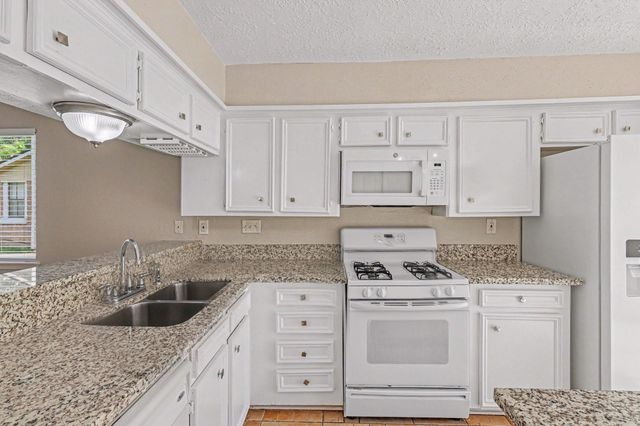 11526 Henley Drive, Houston, TX 77064