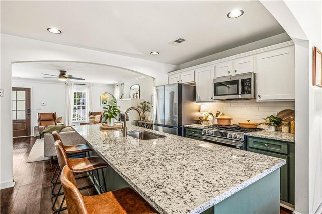 2665 Rosemary NW Street, Atlanta, GA 30318