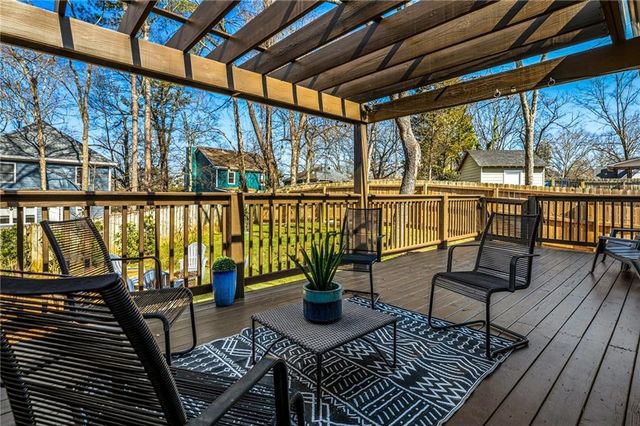 2665 Rosemary NW Street, Atlanta, GA 30318