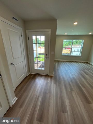 74 MORGAN'S MILL RD, Sicklerville, NJ 08081