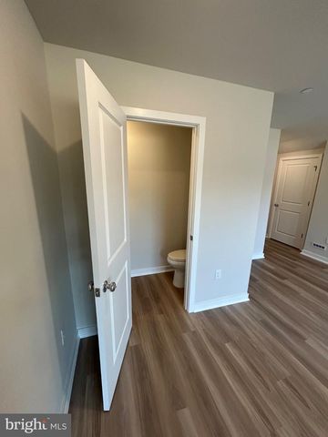 74 MORGAN'S MILL RD, Sicklerville, NJ 08081