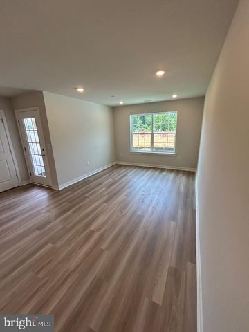 74 MORGAN'S MILL RD, Sicklerville, NJ 08081