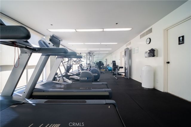 222 Monterey Road 206, Glendale, CA 91206