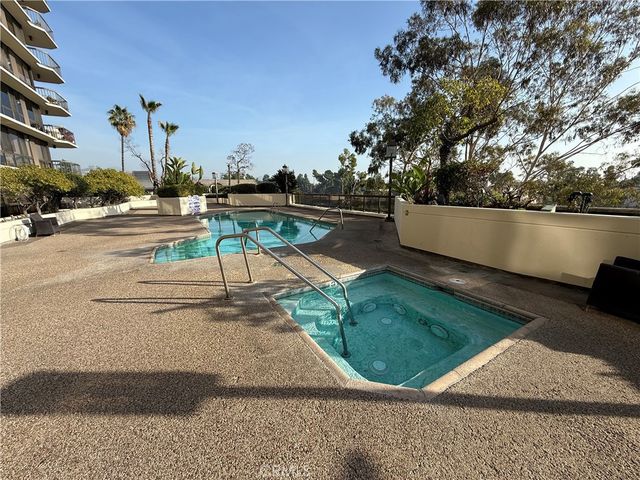 222 Monterey Road 206, Glendale, CA 91206