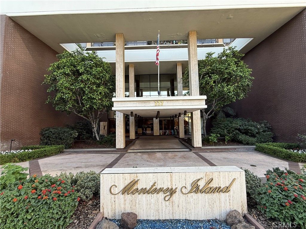 222 Monterey Road 206, Glendale, CA 91206