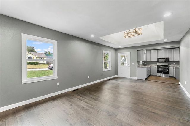 405 W Miami Street, Paola, KS 66071