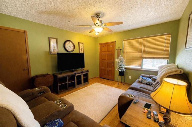 1485 N Anderson Road, Choctaw, OK 73020