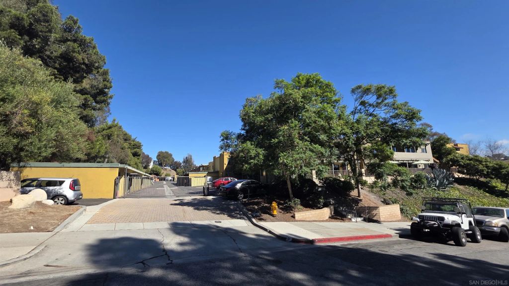 2360 Paseo De Laura 2, Oceanside, CA 92056