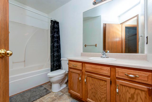 435 N Harrington Drive, Republic, MO 65738