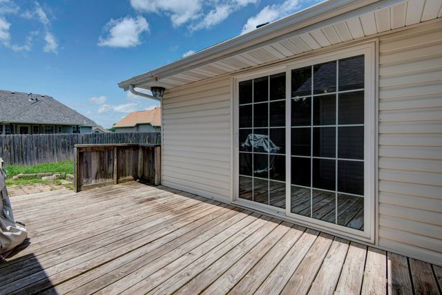 435 N Harrington Drive, Republic, MO 65738
