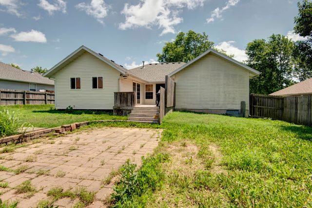 435 N Harrington Drive, Republic, MO 65738