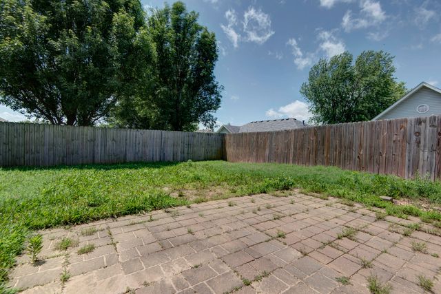 435 N Harrington Drive, Republic, MO 65738