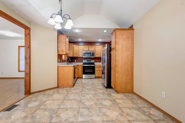 435 N Harrington Drive, Republic, MO 65738