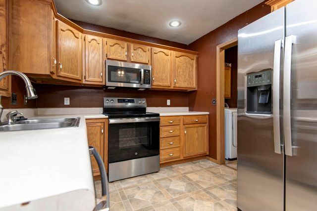 435 N Harrington Drive, Republic, MO 65738