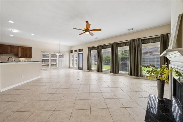 2504 Ivy Stone Lane, Friendswood, TX 77546