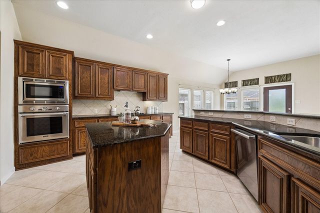 2504 Ivy Stone Lane, Friendswood, TX 77546