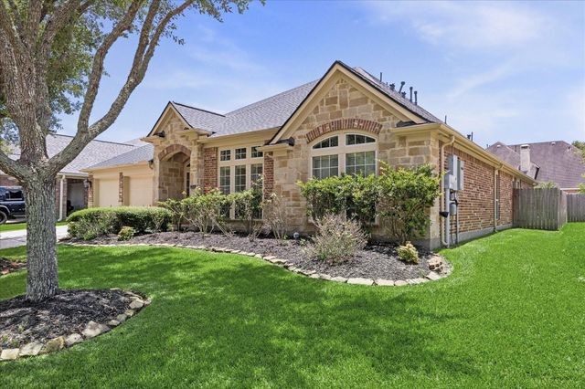 2504 Ivy Stone Lane, Friendswood, TX 77546