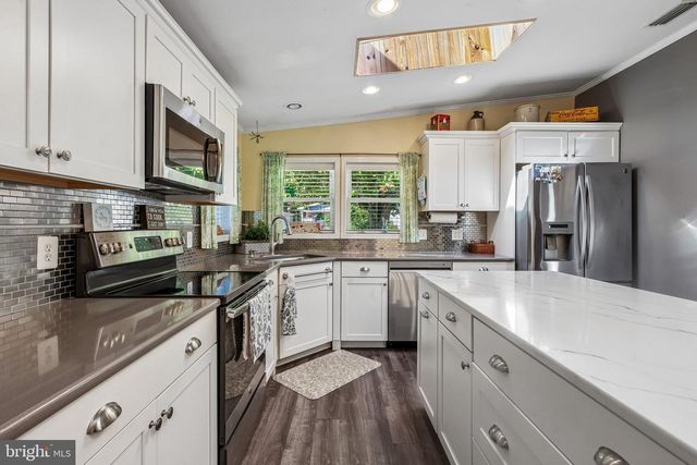 422 VIRGINIA PL, Williamstown, NJ 08094