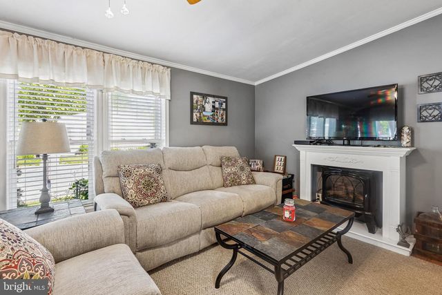 422 VIRGINIA PL, Williamstown, NJ 08094